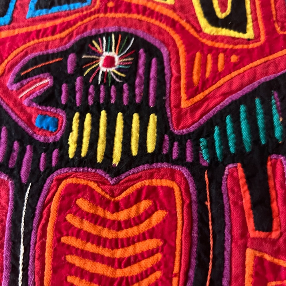 Vintage Hand Sewn Panama Mola Kuna Wall Hanging Eagle Appliqué Folk Art Textile - Picture 6 of 7